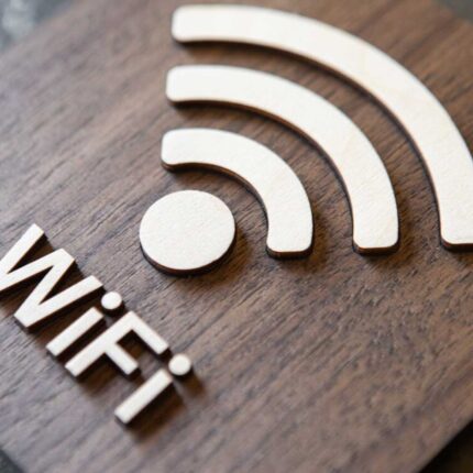 Oznaka-wifi-internet-sperploca-