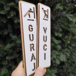 Vuci Guraj oznaka za vrata HDF