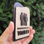 Oznaka-za-vrata-toalet-wc-3D-LUX-Crna-TOALET-2