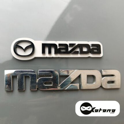 Logo automobila ili natpis