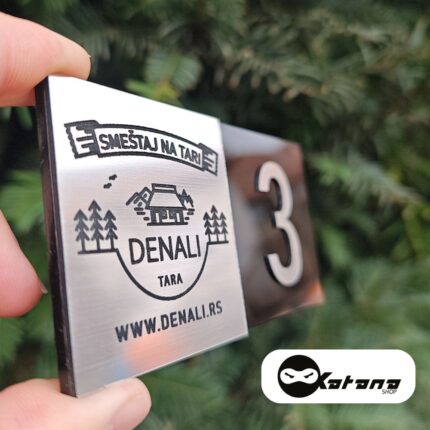 Oznaka za vrata sa logotipom ili tekstom 3d broj